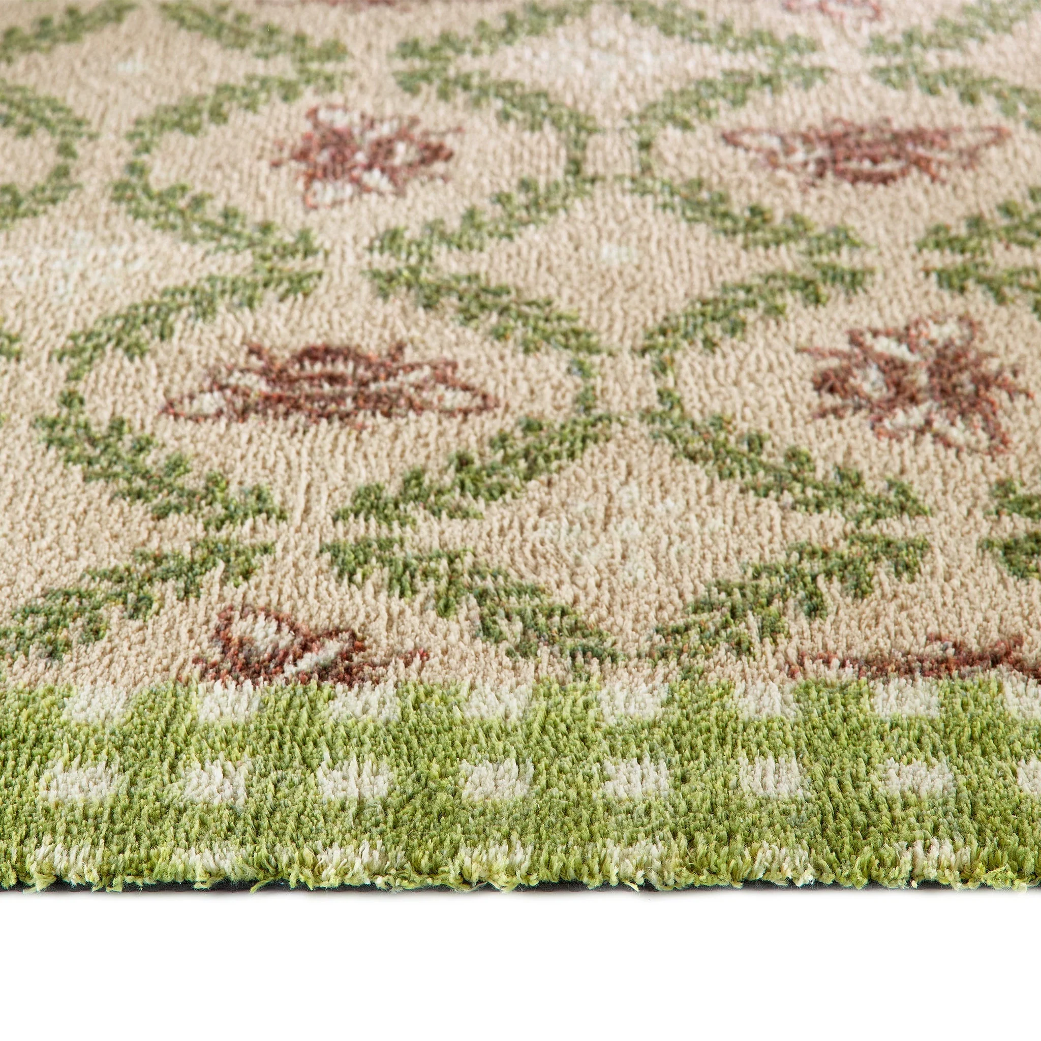 Beehive Green Charity Runner - Image 3