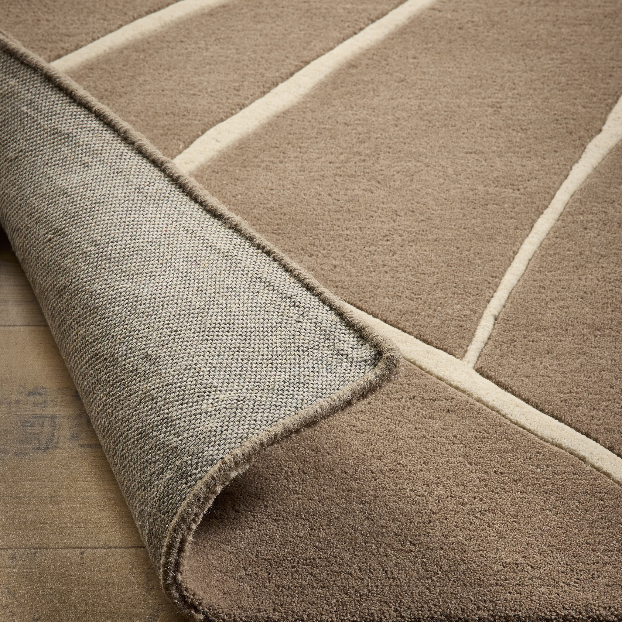 Kintsugi Rug Stone - Image 5
