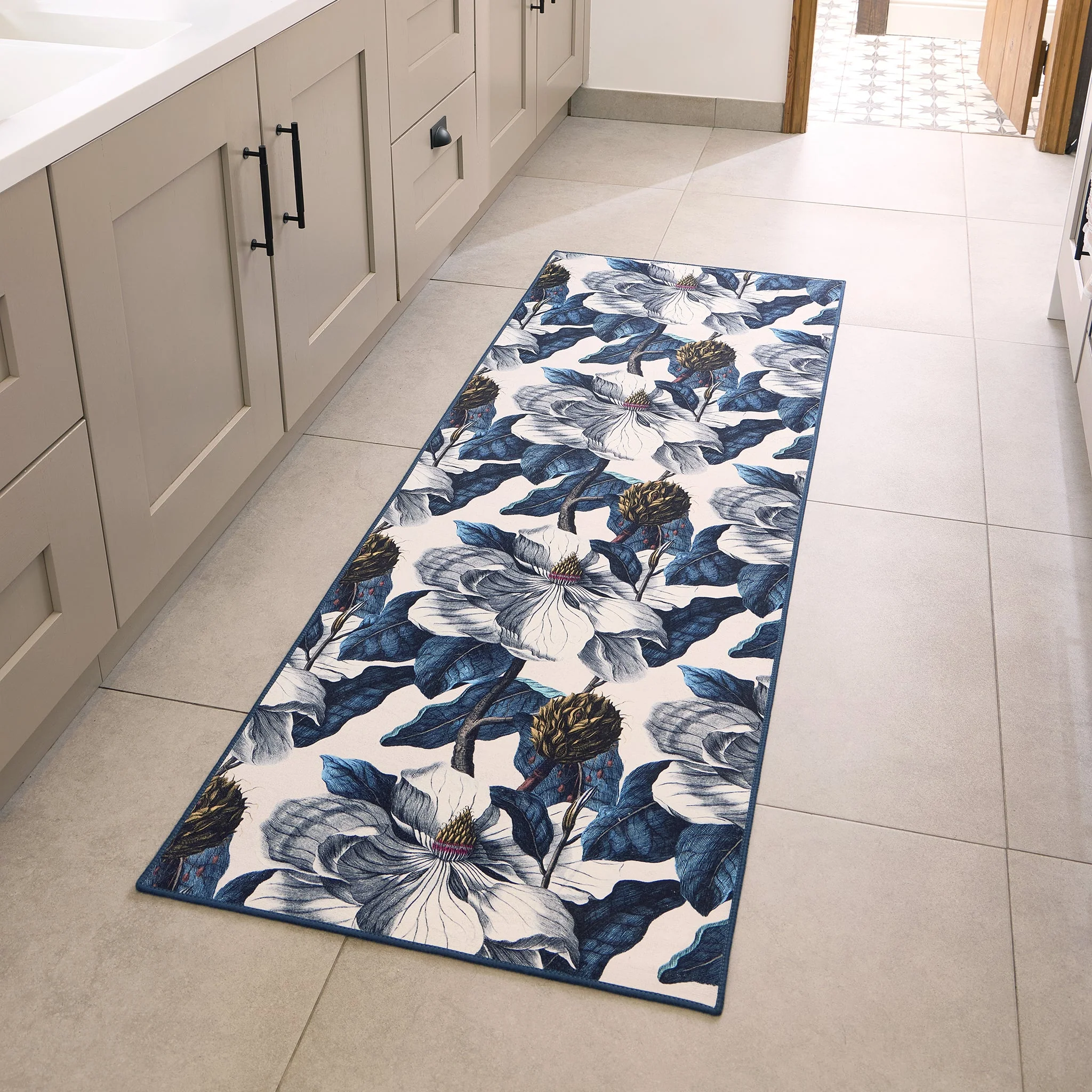 Magnolia Garden Eco-Washable Runner - Image 2