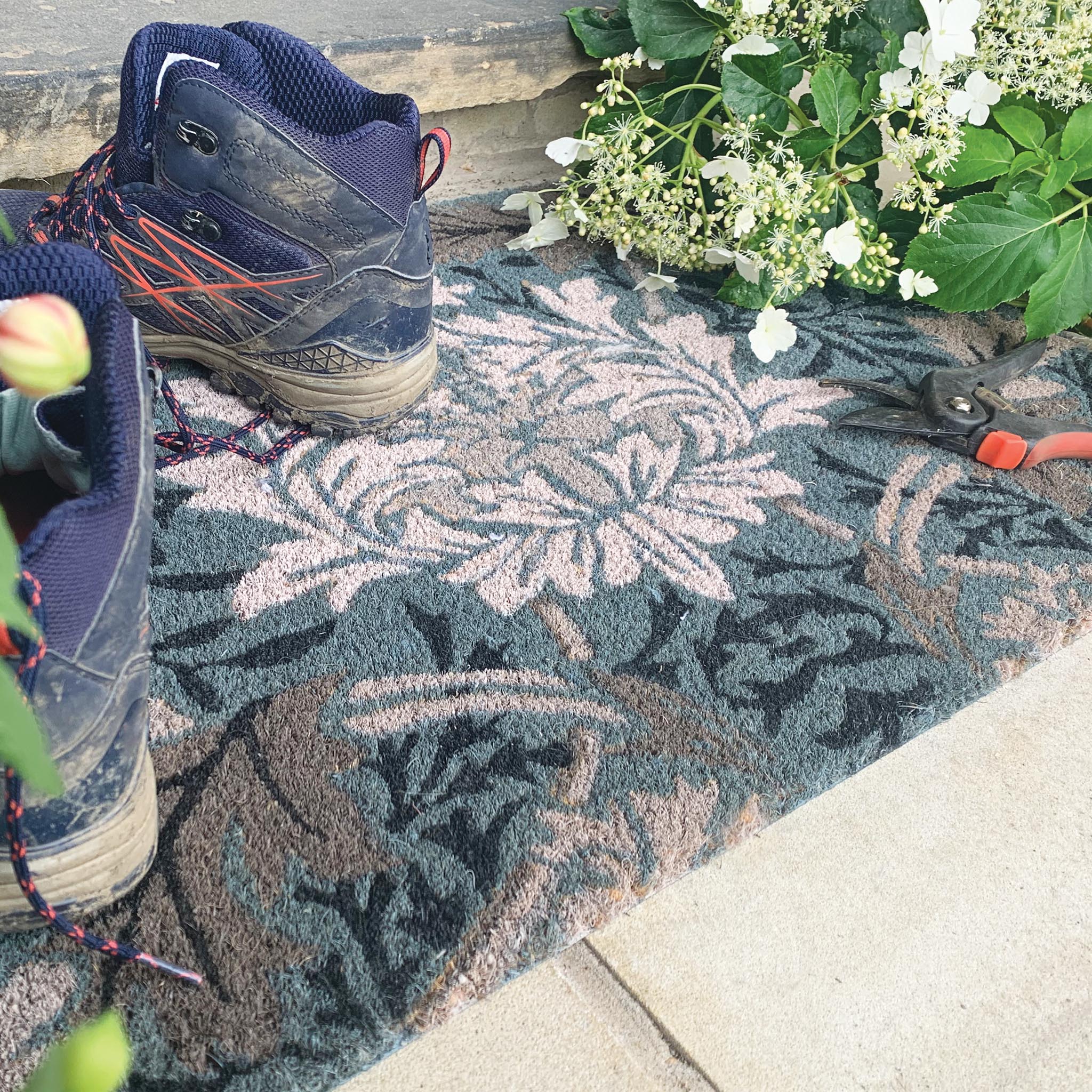 Printed Coir English Garden 3 Doormat - Image 2