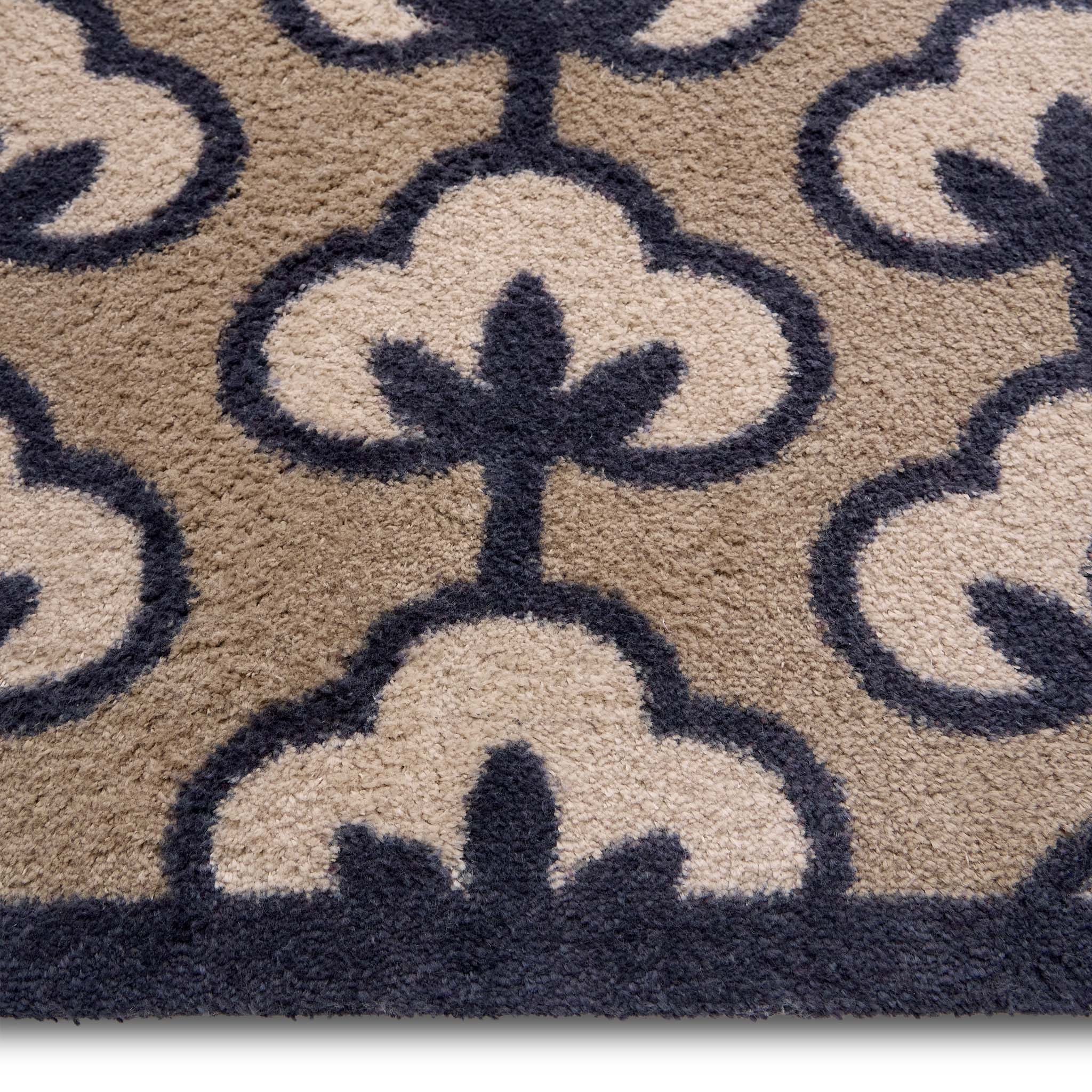 Retro Flower Neutral Washable Doormat - Image 3