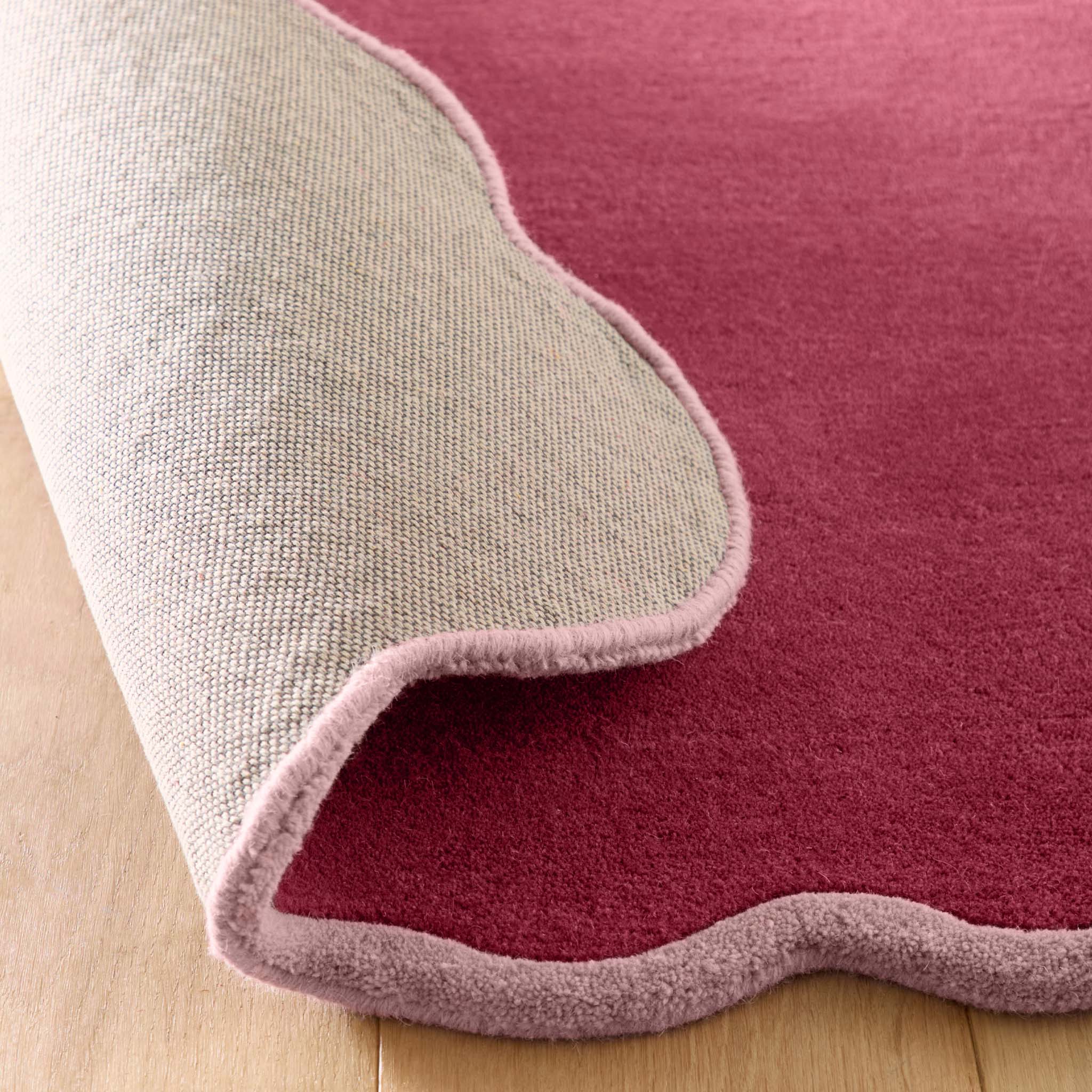 Scalloped Elsie Coral/Lilac Runner - Image 4