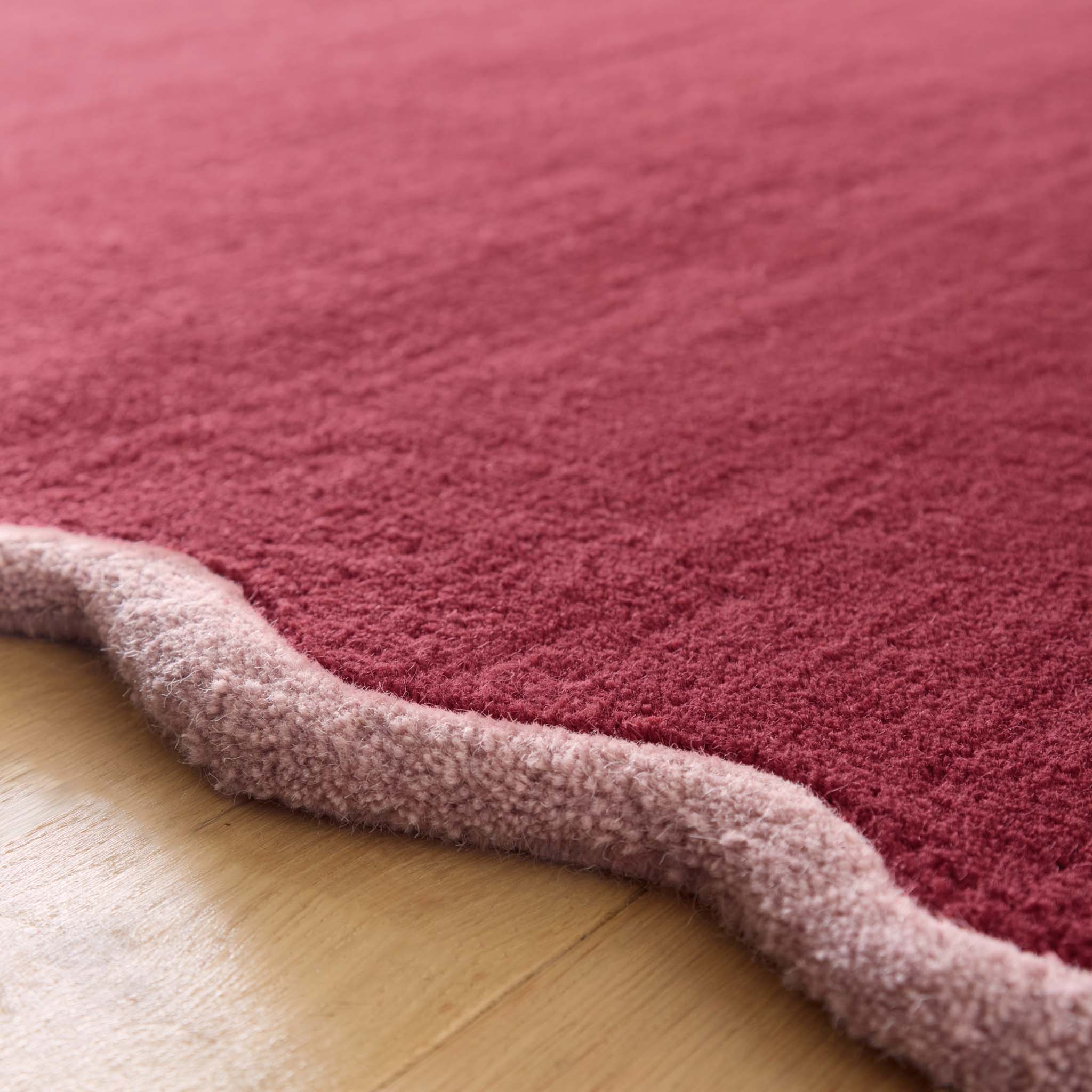 Scalloped Elsie Coral/Lilac Runner - Image 5
