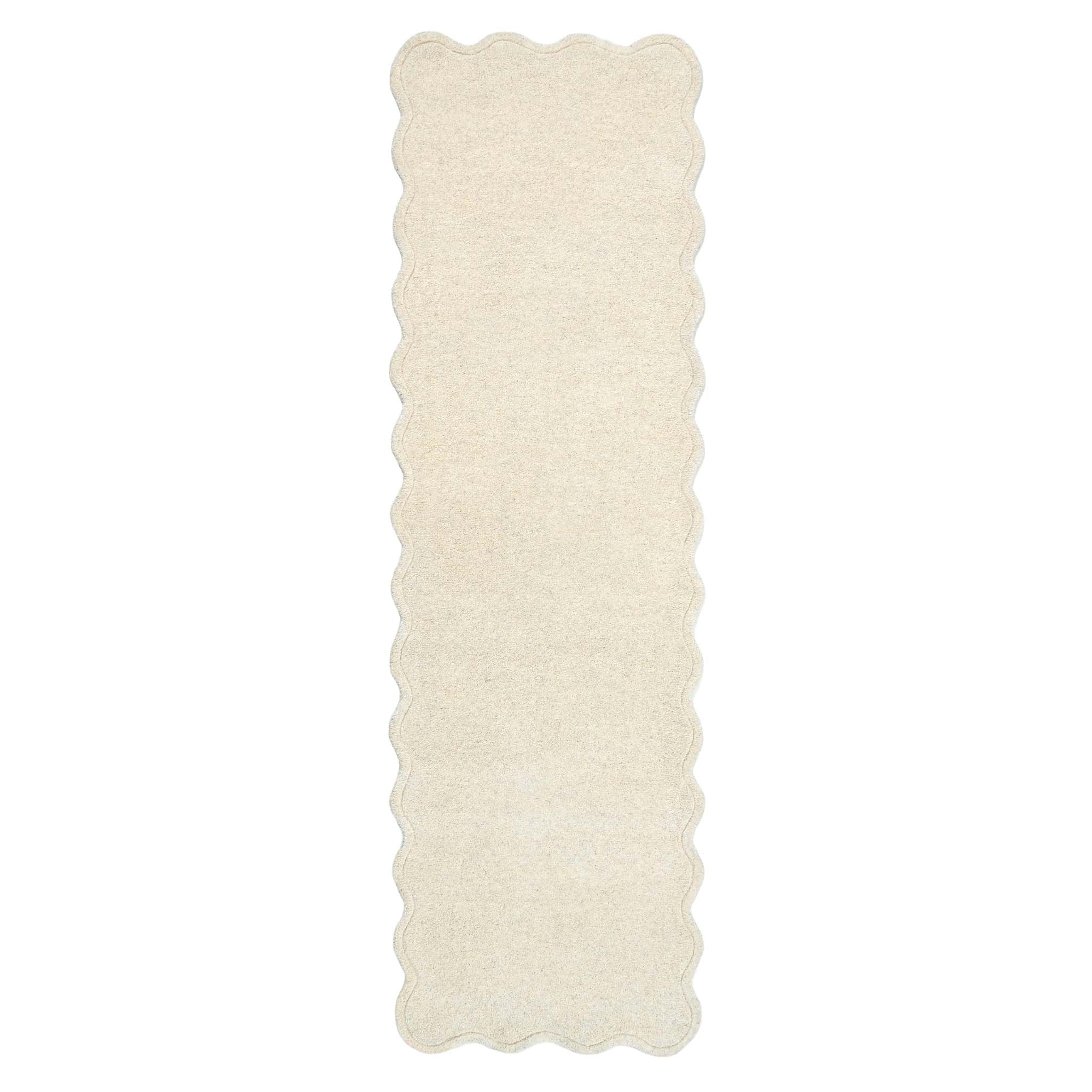 Scalloped Elsie Cream Runner
