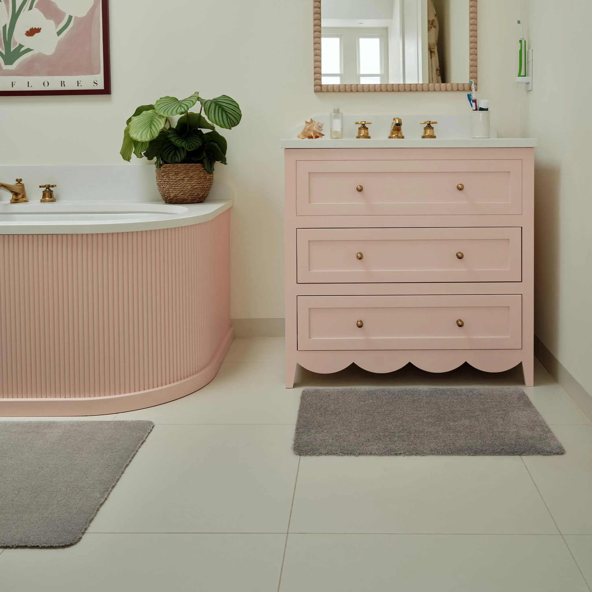 Sense Ghost Grey Bath Mat - Image 3