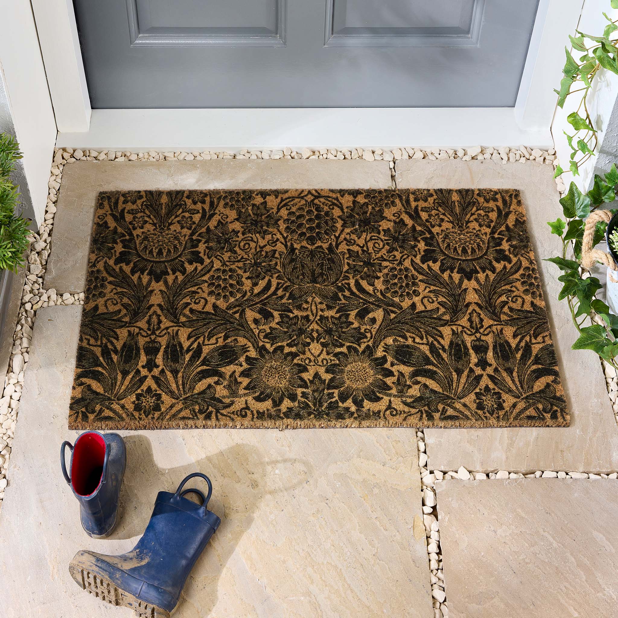 Morris & Co. Sunflower Coir Doormat - Image 4